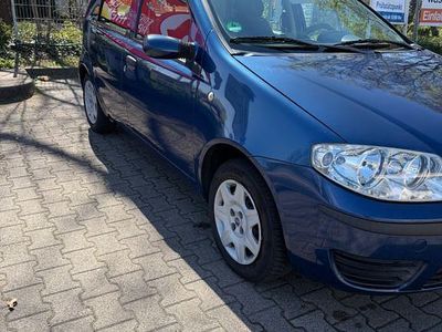Usata Fiat Punto 60 CV (44 kW) 2003 Blu Utilitaria