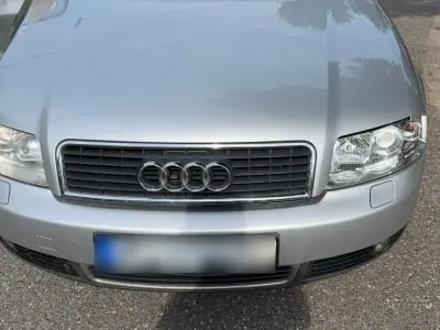 Gebraucht Audi A4 131 PS (96 kW) 2001 Silber Limousine
