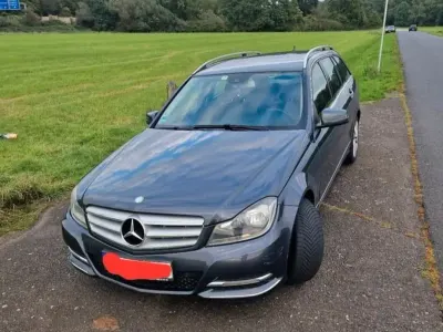 Gebraucht Mercedes C220 170 PS (125 kW) 2013 Grau Kombi