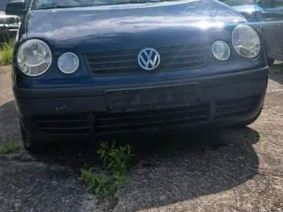 Gebraucht VW Polo 61 PS (44 kW) 2004 Blau Kleinwagen