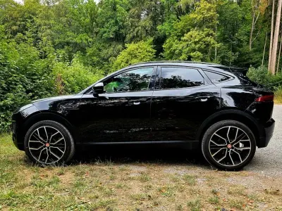 Gebraucht Jaguar E-Pace S 250 PS (183 kW) 2018 Schwarz SUV