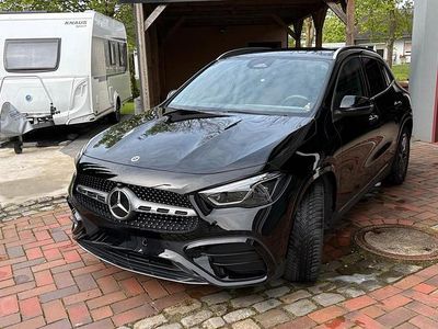 Schwarz Gebraucht 2023 Mercedes GLA200 SUV | 36.000 € (Fairer Preis)