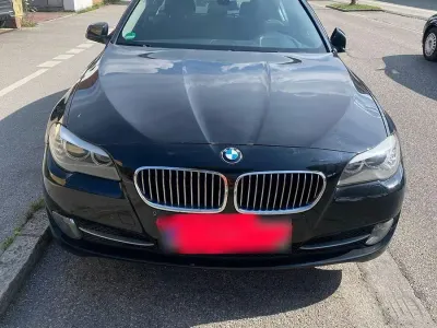 Gebraucht BMW 520 184 PS (135 kW) 2010 Schwarz Limousine