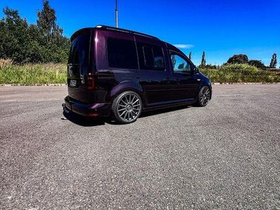 Gebraucht VW Caddy Highline 150 PS (110 kW) 2018 Violet Van / Kleinbus
