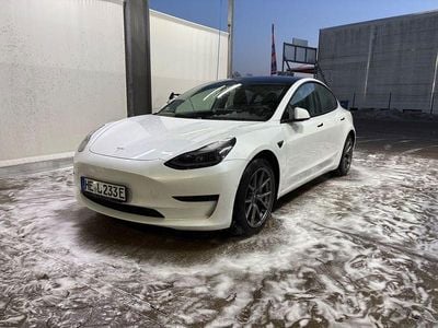 Gebraucht Tesla Model 3 Standard Range Plus 225 kW (306 PS) 2021 Weiß Limousine