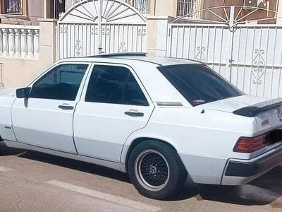 Gebraucht Mercedes 190 Sportline 166 PS (122 kW) 1988 Weiß Limousine