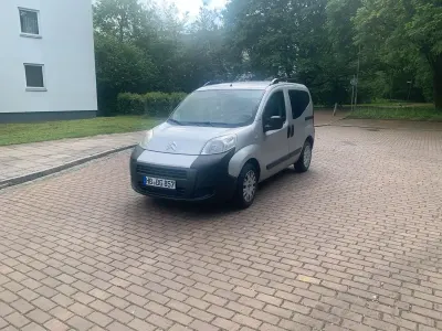 Gebraucht Citroën Nemo 70 PS (51 kW) 2009 Silber Van / Kleinbus
