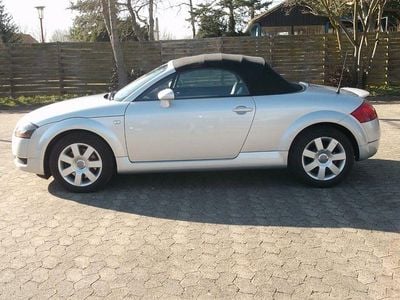 Usata Audi TT Roadster Sport 150 CV (110 kW) 2002 Argento Cabrio