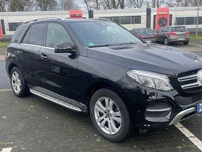 Schwarz Gebraucht 2016 Mercedes GLE350 SUV | 21.900 € (Guter Preis)