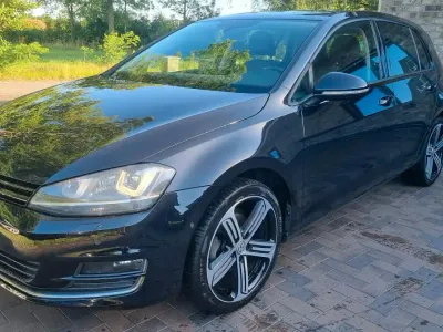 Gebraucht VW Golf VII Highline 150 PS (110 kW) 2013 Schwarz Limousine