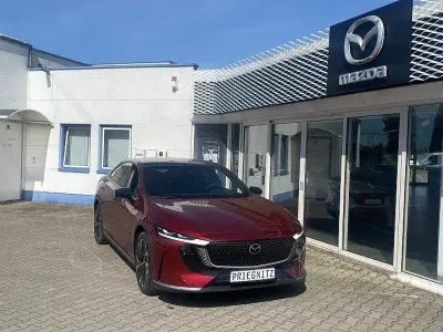 Nuova Mazda 6e Takumi-Line 189 kW (258 CV) 2026 Rosso Berlina