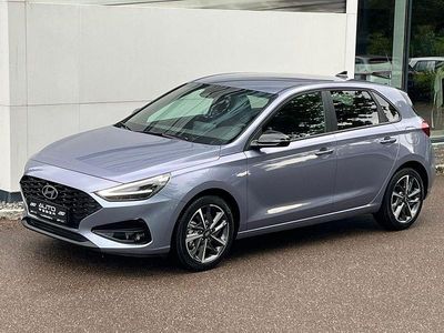 Blau Gebraucht 2024 Hyundai i30 Advantage Limousine | 25.890 € (Etwas zu teuer)