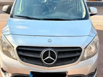 Gebraucht Mercedes Citan 109 90 PS (66 kW) 2013 Silber Van / Kleinbus