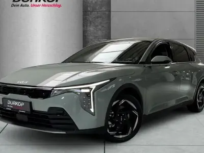 Nuevo Kia Ceed Spirit 150 CV (110 kW) 2026 Gris Utilitario