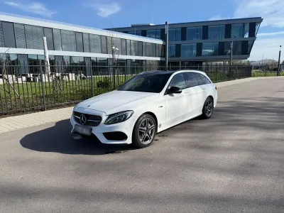 Używany Mercedes C43 AMG AMG 367 KM (269 kW) 2017 Biały Kombi