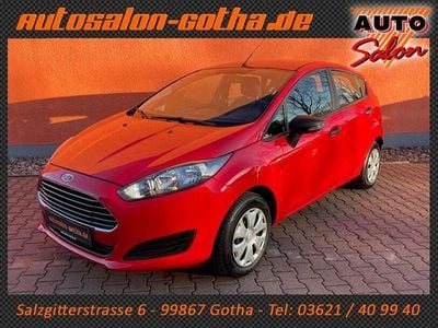 Gebraucht Ford Fiesta Ambiente 60 PS (44 kW) 2015 Rot Kleinwagen