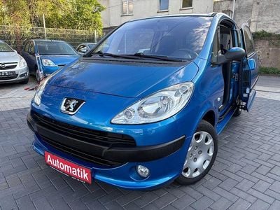 Usata Peugeot 1007 Premium 109 CV (80 kW) 2006 Monovolume