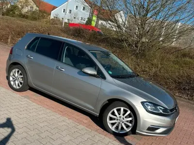 Gebraucht VW Golf VII Highline 150 PS (110 kW) 2017 Silber Kombi