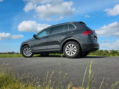 Gebraucht VW Tiguan 150 PS (110 kW) 2019 Grau SUV