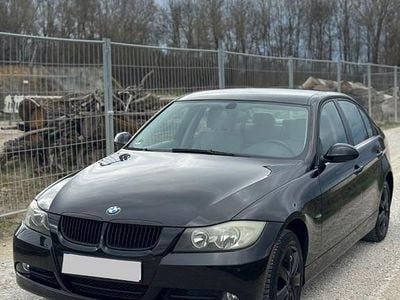 Gebraucht BMW 320 150 PS (110 kW) 2005 Schwarz Limousine