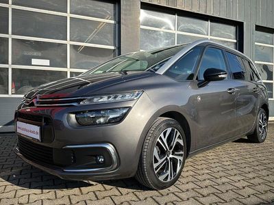 Grau Gebraucht 2021 Citroën C4 SpaceTourer Van / Kleinbus | 17.590 € (Teuer)