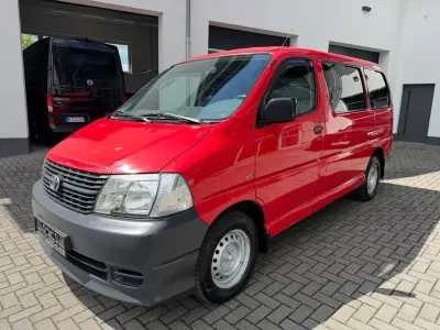 Gebraucht Toyota HiAce 117 PS (86 kW) 2006 Rot Van