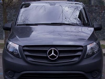 Usata Mercedes Vito 136 CV (100 kW) 2019 Grigio Furgone