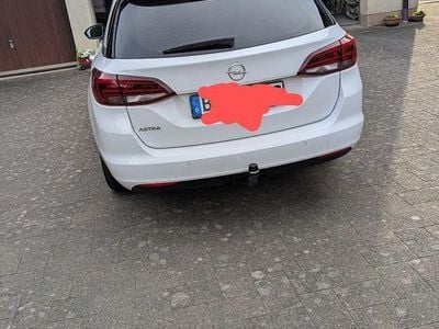 Weiß Gebraucht 2020 Opel Astra Sport Kombi | 10.700 € (Fairer Preis)