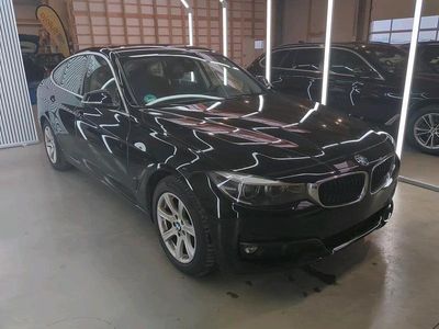 Gebraucht BMW 318 Gran Turismo 150 PS (110 kW) 2020 Schwarz Limousine