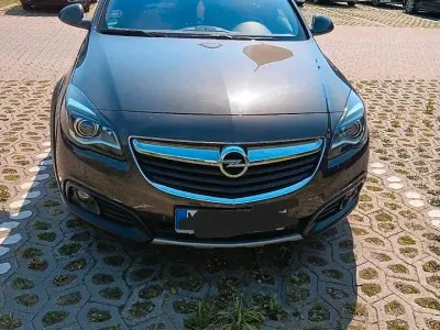 Gebraucht Opel Insignia Country Tourer 170 PS (125 kW) 2015 Grau Kombi