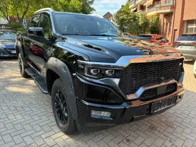 Neu Foton 4 173 PS (127 kW) 2026 Schwarz SUV