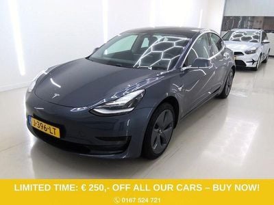 Grau Gebraucht 2020 Tesla Model 3 Standard Range Limousine | 16.900 € (Guter Preis)