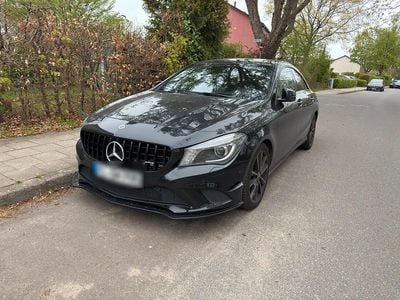 Brugt Mercedes CLA180 122 HK (89 kW) 2015 Sort Sedan