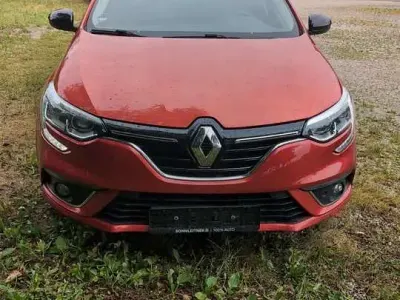 Gebraucht Renault Mégane GrandTour LIMITED 140 PS (102 kW) 2019 Orange Kombi