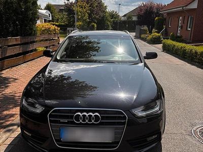 Schwarz Gebraucht 2012 Audi A4 Kombi | 7.900 € (Fairer Preis)