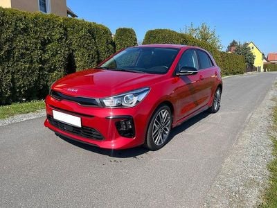Gebraucht Kia Rio GT-Line 120 PS (88 kW) 2022 Rot Limousine