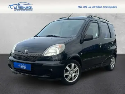 Gebraucht Toyota Yaris 86 PS (63 kW) 1999 Schwarz Kombi