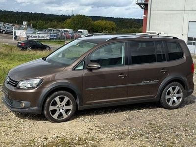 VW Touran Cross