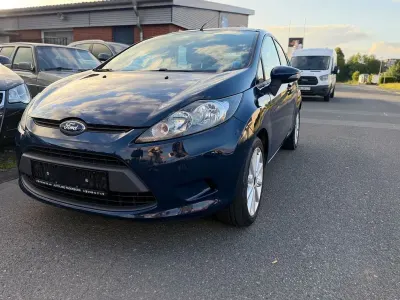 Gebraucht Ford Fiesta Trend 60 PS (44 kW) 2009 Blau Limousine