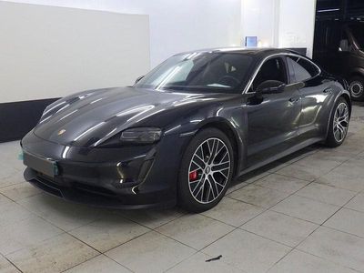Porsche Taycan 4S