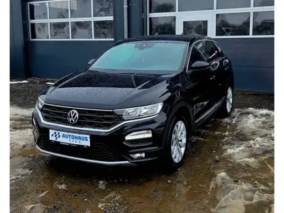 Gebraucht VW T-Roc Sport 150 PS (110 kW) 2021 Deep black perleffekt (metallic) SUV