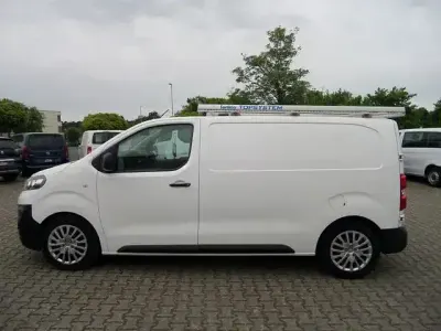Usado Opel Vivaro Edition 120 HP (88 kW) 2021 Andere Monovolume