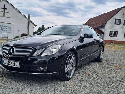 Mercedes E200