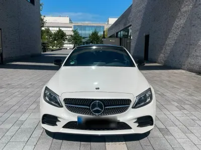 Gebraucht Mercedes C400 AMG line 333 PS (244 kW) 2018 Weiß Coupé