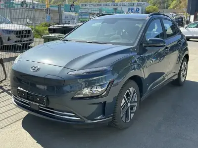 Usata Hyundai Kona 100 kW (136 CV) 2022 Blu SUV