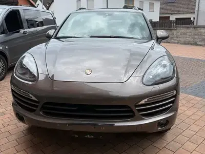 Gebraucht Porsche Cayenne 245 PS (180 kW) 2013 Braun SUV