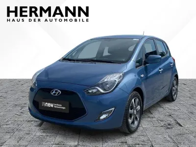 Gebraucht Hyundai ix20 Classic 90 PS (66 kW) 2015 Blau Kleinwagen