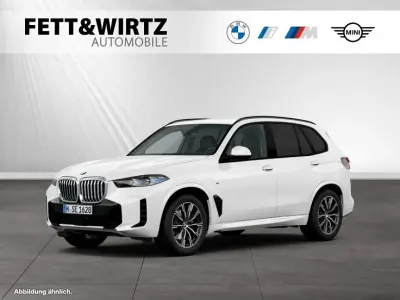 Gebraucht BMW X5 M Sport 298 PS (219 kW) 2025 Alpinweiss SUV