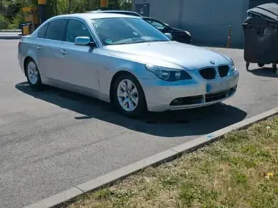 Usata BMW 520 170 CV (125 kW) 2004 Argento Berlina