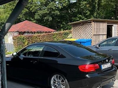 Gebraucht BMW 335 306 PS (225 kW) 2011 Schwarz Coupé